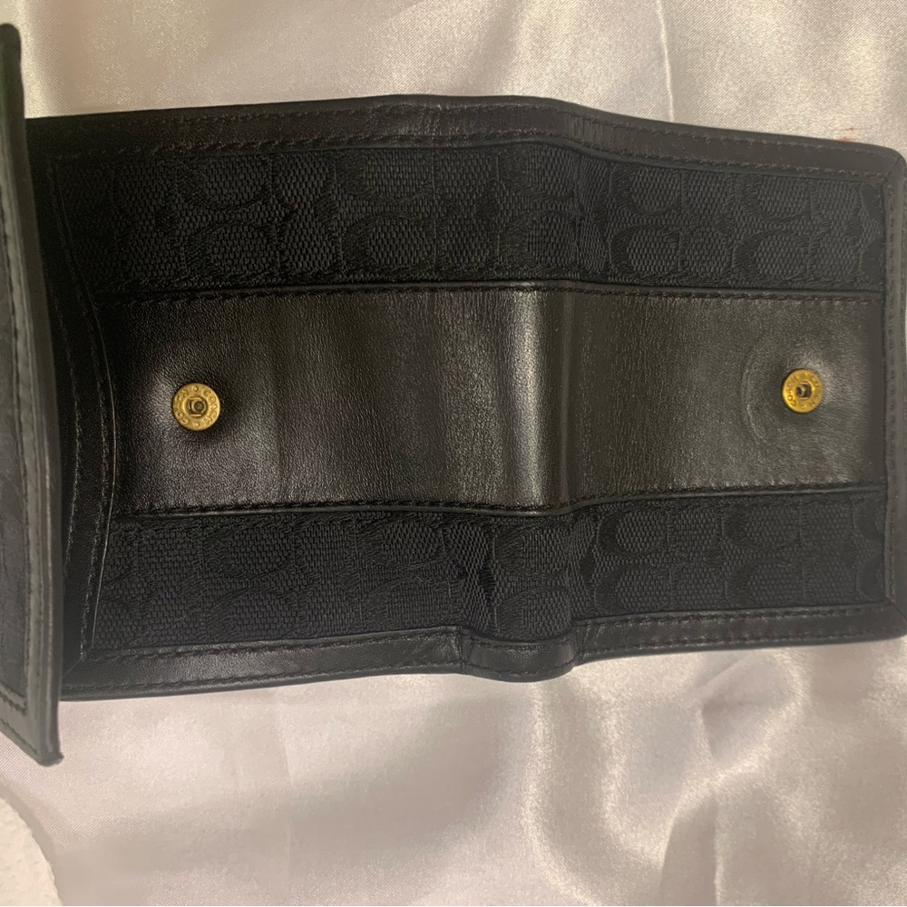 COACH JAQUARD TRIFOLD LEATHER TRIM IN BLACK WALLET GOLD ACCENT - Picture 7 of 16